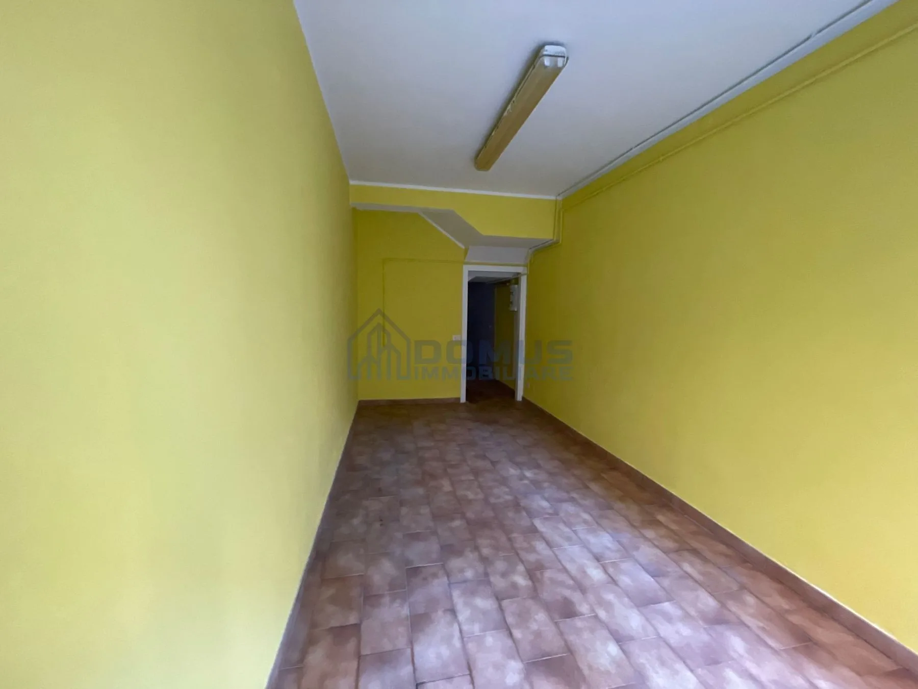 Locale commerciale in Vendita, Via Guasco Centro Storico Reggio Emilia - foto 1