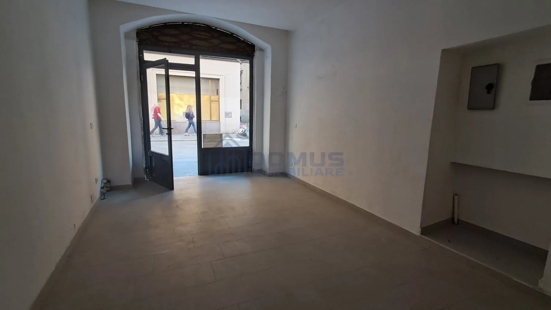 Negozio in Affitto Reggio Emilia • Centro Storico • Via Emilia Santo Stefano - foto 1